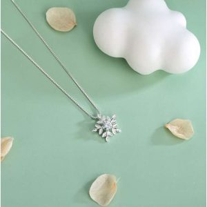 Κολιέ σε σχήμα χιόνονιφαδας