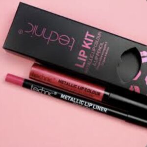 Technic lip kit rose quartz