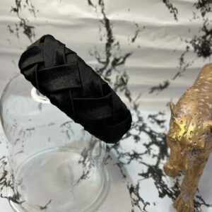 Στέκα με σατέν ύφασμα και σχέδιο πλεξούδα μαύρη