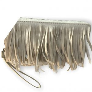 Πορτοφόλι εκρού με κρόσια