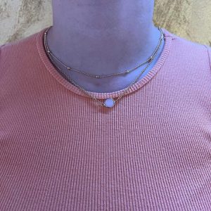 Διπλή αλυσίδα με λευκή πέτρα