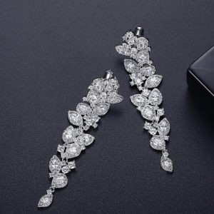 Σκουλαρικια κρεμαστα με ζιργκον ασημη Κ129