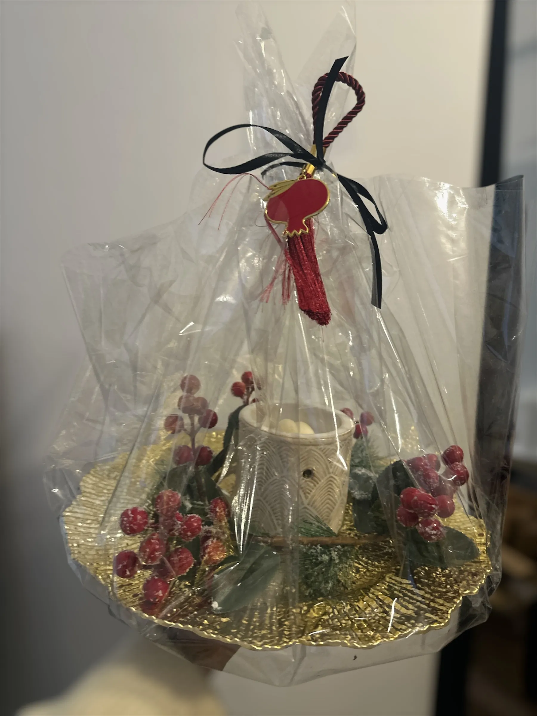 Πιατέλα δώρου με αρωματιστεί