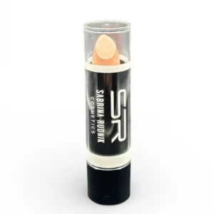 Sabrina Rudnik cosmetics concealer 02