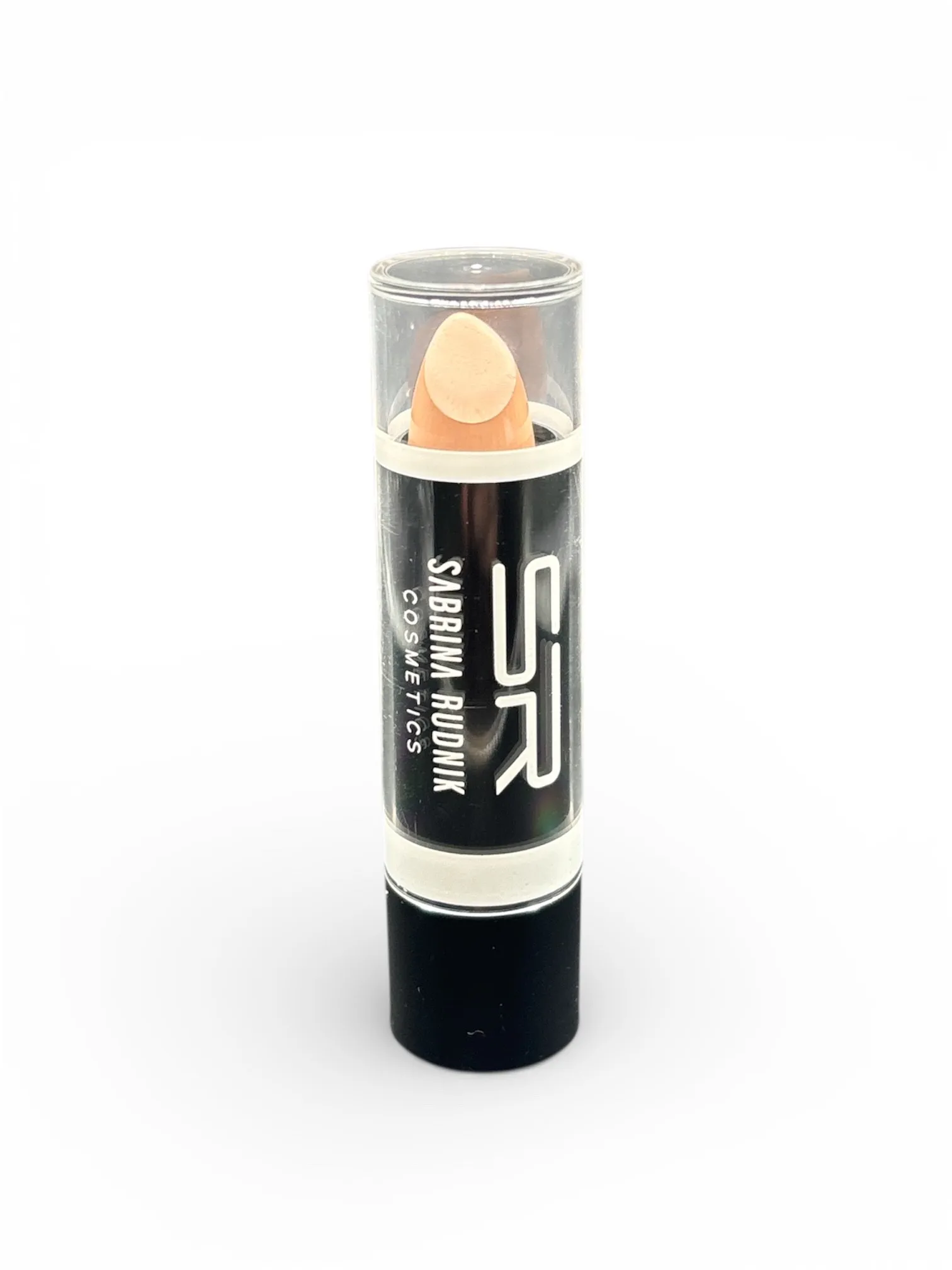 Sabrina Rudnik cosmetics concealer 02